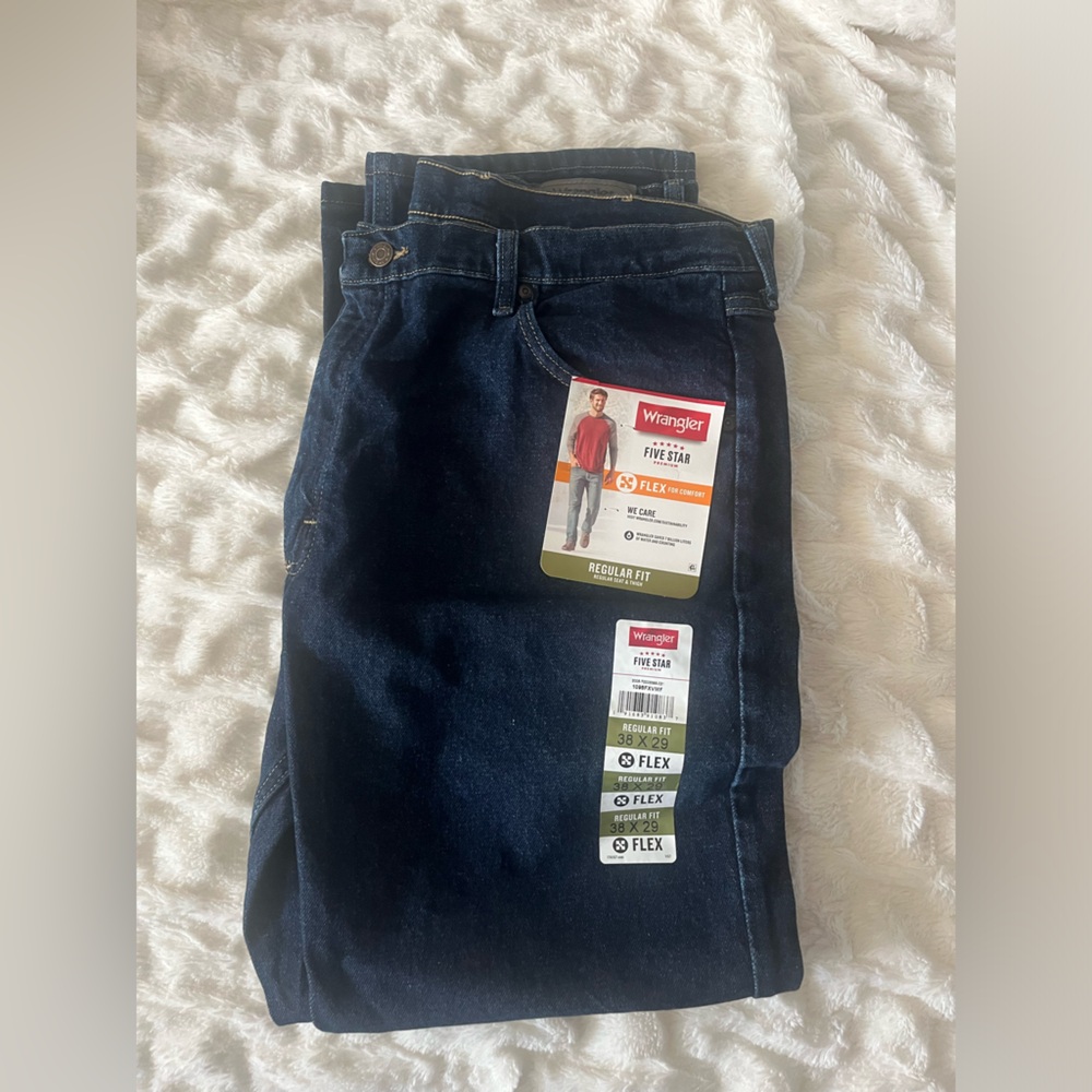 NWT Wrangler flex comfort